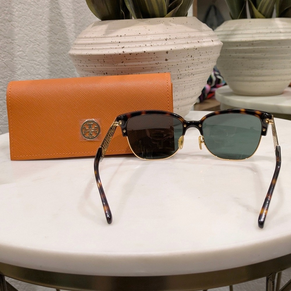 Tory Burch Sunglasses with Case Authentic Tortoise Gold Square Frames TY6032 - Picture 4 of 13